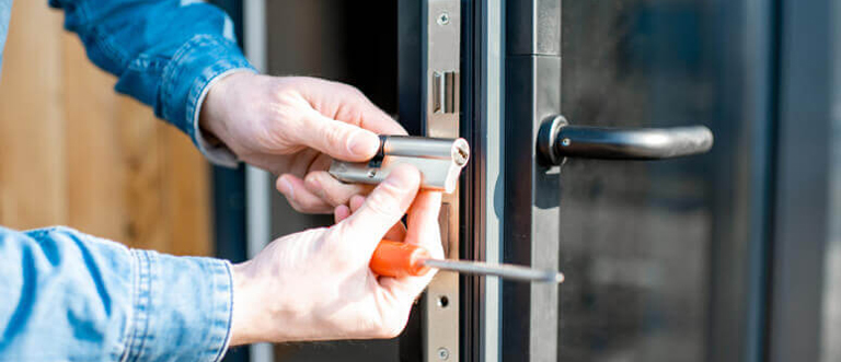 Commercial Locksmith Newmarket